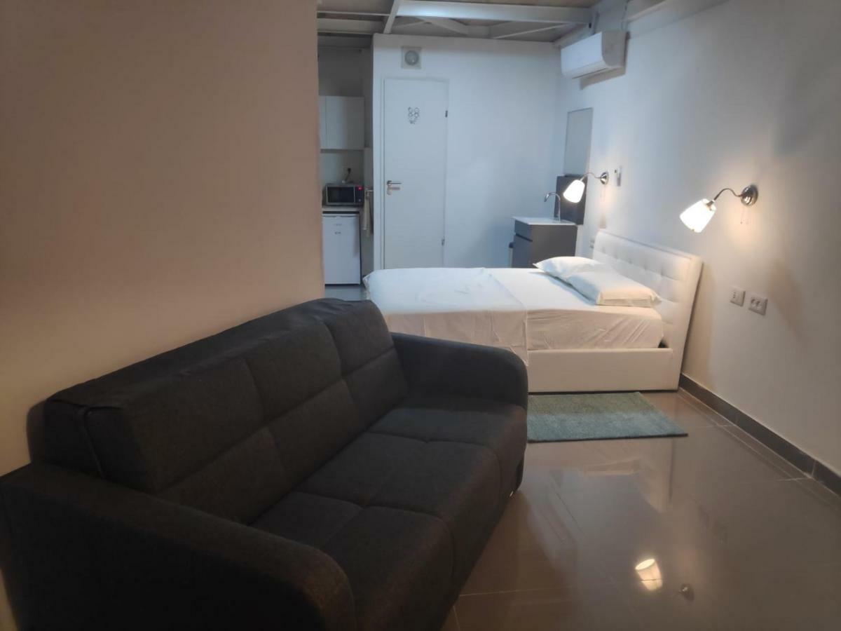 طبريا Agas Holiday Apartments - Gai Boutique المظهر الخارجي الصورة