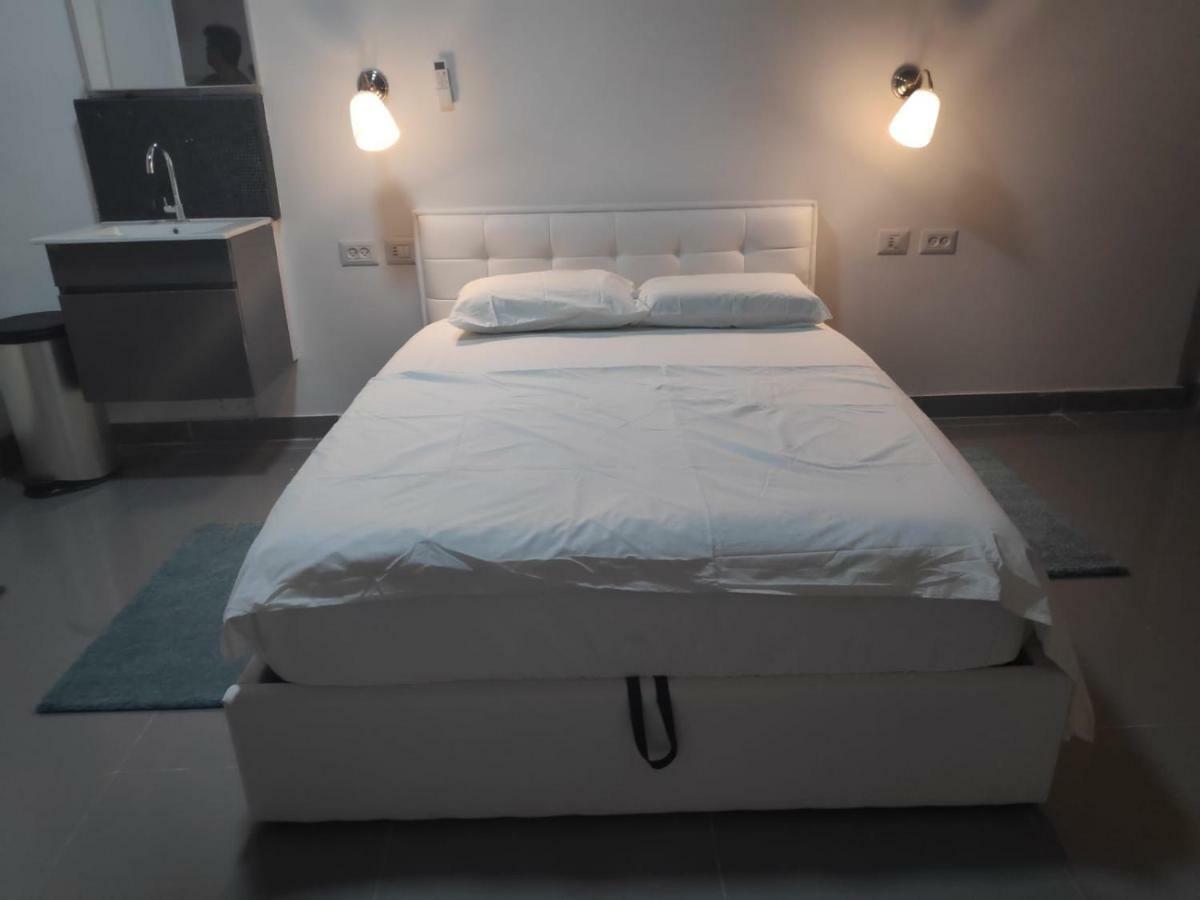 طبريا Agas Holiday Apartments - Gai Boutique المظهر الخارجي الصورة